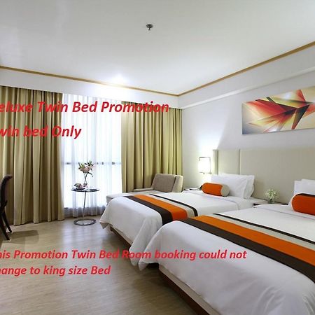 The Four Wings Hotel Bangkok Exterior photo